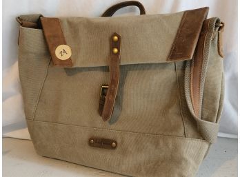 New Without Tags Kelly JMoore 'pioneer' Camera Bag