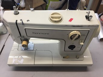 Vintage Sears Kenmore 148 Portable Sewing Machine