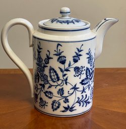 Vintage Blue Onion Tea/Coffee Pot - ( Pickup Or USPS Shipping Available)