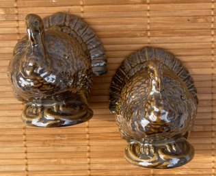 Ceramic Turkey Salt And Pepper Shakers ( Pickup Or USPS Shipping)