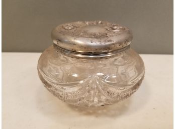 Antique EAPG Early American Pressed Glass Crystal Powder Puff Jar With Putti Decorated Silver Plated Lid, 4'D