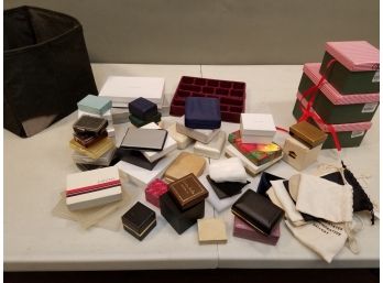 Lot Of Jewelry Store Gift Boxes, Various Sizes And Conditions, Some Padding