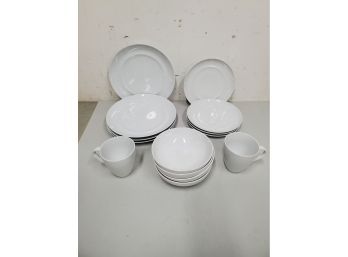 14 Piece Set Of White Porcelain China, (4) 11' Plates, (4) 9' Plates, (4) 7' Salad Bowls, (2) Coffee Cups