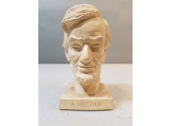 Vintage 1960 Abraham Lincoln Bust Figurine Statue, 4.5'h X 2.5'w X 2.75'd