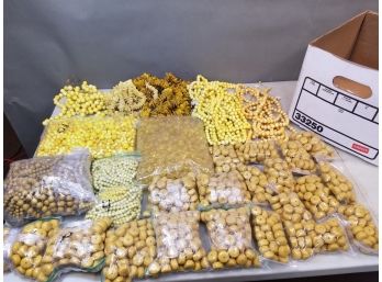 Banker's Box Of Plastic Jewelry Beads: Yellow & Caramel Tones, Several Complete Necklaces, Swirl
