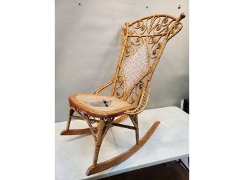 Antique Victorian Wicker Hip Rocker Rocking Chair, 23'w X 30'd X 39'h, 14.5' Seat Height