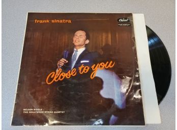 Frank Sinatra: Close To You 33 RPM LP Vinyl Record, UK Import, Capitol LCT 6130 EMI Records Middlesex England