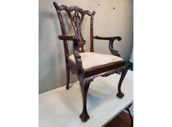 BEVAN FUNNELL Reprodux Chippendale Arm Chair, Ball & Claw, Solid Mahogany, 25'w X 23.5'd X 39.5'h, 19.5' Seat