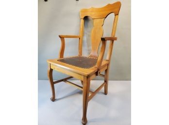 Queen Anne Arm Chair, Cabriolet Legs, Pad Feet, Tacked Padded Seat, Maple Finish, 22'w X 24'd X 39'h, 18' Seat