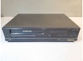 Panasonic PV-1560 VHS VCR Video Cassette Recorder, HQ, Working, No Remote