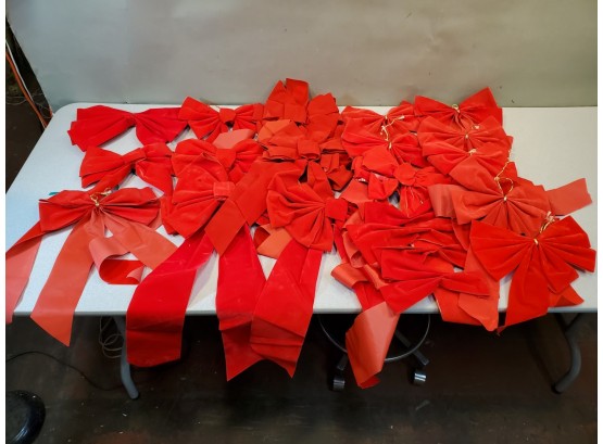 Lot Of Red Bows For Wreaths & Large Gifts