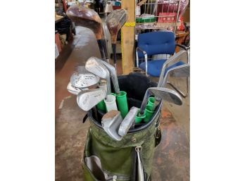 Set Of Vintage Kroydon Custom Built Model 802 Stainless RH Golf Clubs, 2-8 Irons, 1-3 Woods, PW Putter Bag