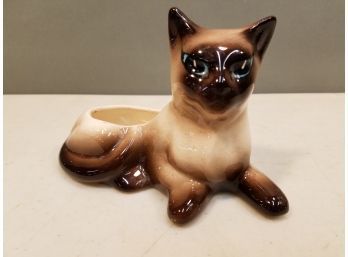 Vintage Reclining Siamese Cat Planter With Black & Blue Anime Eyes, Mid-20th Century, 7' X 4.5' X 4', Crazing