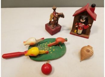Lot Of 4 Vintage Wooden Toys: Chickens Feeding, Top, Collapsing Cowboy & Horse, Bank With Animated Soldier
