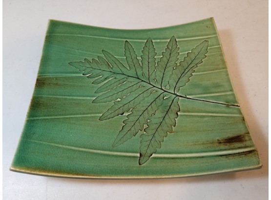 Vintage EG Studio Pottery Green Footed Plate Tray, Impressed Fern Pattern, 8' X 9' X 1.75', Signed