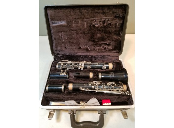 Vintage Buescher Aristocrat Clarinet In Case, No. 1219240