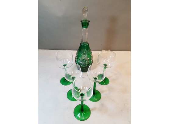Fine Vintage Emerald Green Cut To Clear Decanter & 5 Green Stem Glasses, 13' X 4.5'd