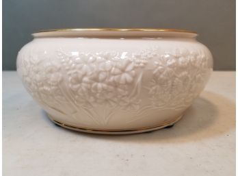 Vintage Lenox Ivory Candy Bowl Dish, Embossed Daisies, Gold Rim, 7.5'd X 3'h