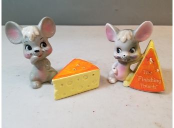 Vintage Ceramic Mouse & Cheese Figural Toothpick Holder & Salt & Pepper Shaker Set, The Finishing Touch