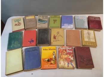 Lot Of 18 Vintage Western Novels Books