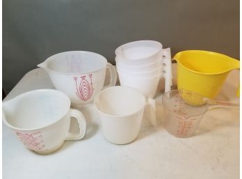 Lot Of 9 Measuring Cup Bowls, Up To 8 Cups / 2 Quarts / 4 Pints, Tupperware Rubbermaid Betty Crocker