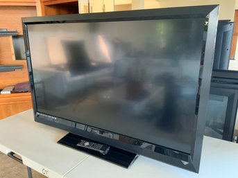 Vizio 47in Flatscreen Standard TV