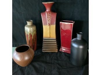 Contemporary Ceramics And Glass Lot B