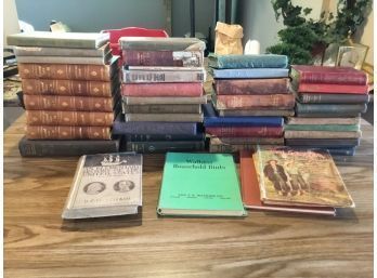 44 Antique And Vintage Books