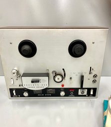 Roberts Model 450 3 Head Reel To Reel Rheem Tokyo Japan Vintage Tape Player