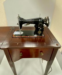 Exceptional Working Sewing Machine Made For Lucky Platt Store Poughkeepsie NY