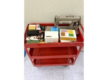 Singer Sewing Machine With Many Extra Attachments  ( No Cart)