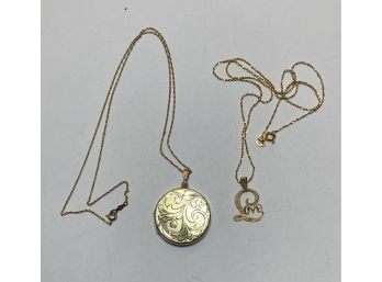 Two 14K Gold Jewelry Necklaces Weighing 11 Grams