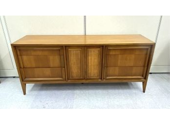 Mid Century Modern Chest With Detachable Mirror