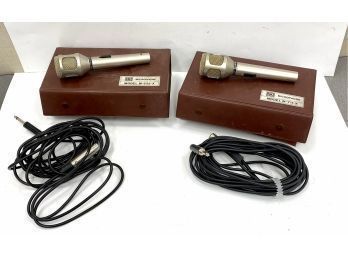 Two High End Two Microphones RMS M- 535 -X And M-711-X