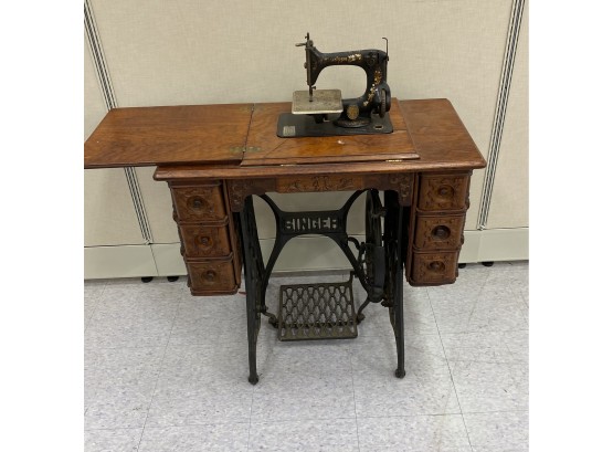 Antique Singer Sewing Machine No 24-1