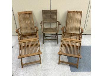 Two Outdoor Teak Wood Recling Deck Chair With Foot Rests