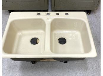 Kohler Enamel And Iron Farmhouse Kitchen Sink Good Condition