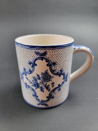 1996 TIFFANY AND CO. DELFT BLUE WHITE FLORAL COFFEE MUG CUP PORTUGAL - Chips On Bottom Shown