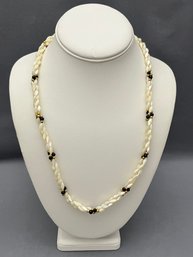 Beautiful Mother Of Pearl Rice Bead Onyx And Gold Tone Beaded 23' Necklace