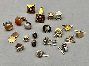 Vintage Lot Of Tie Tacks Tie Pins And Misc Pieces  - Stone Gold Tone Silver Tone Biplane