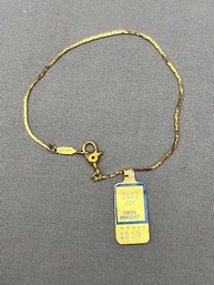 Vintage 1982 Monet Gold Tone Bracelet With Original Tag Very Elegant And Simple
