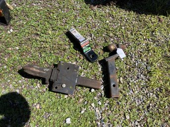 Pintle Hitch & (2) Tow Tongues