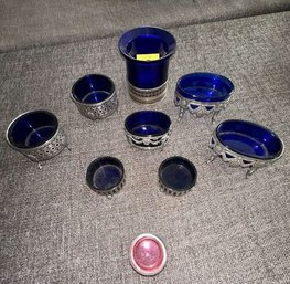 9 Salt Dishes, 8 With Cobalt Liners And Red Glass 9 Salt Dishes, 8 With Cobalt Liners And Red Glass