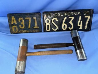 Lot Of 2 License Plates & 2 Wooden Mall