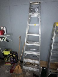 Step Ladder 8' Aluminum