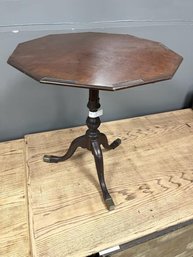 Mahogany Tip Top Table, Brass Capped Feet, Twisted Center, 26' Tall X 24.5' Diameter