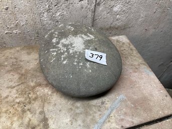Round Stone 3.5'x9'x7'