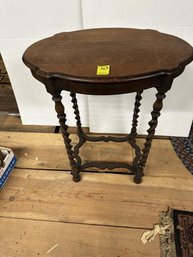 Side Table, Oak, Twisted Legs, 28'tall, 23'x17' Top