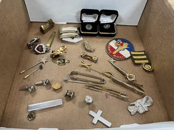 Lot Of Men's Jewelry; Including Tie Clips, Cuff Links, Pins