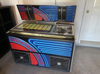 Rock-Ola 45  Record Jukebox Plays But Likely Needs